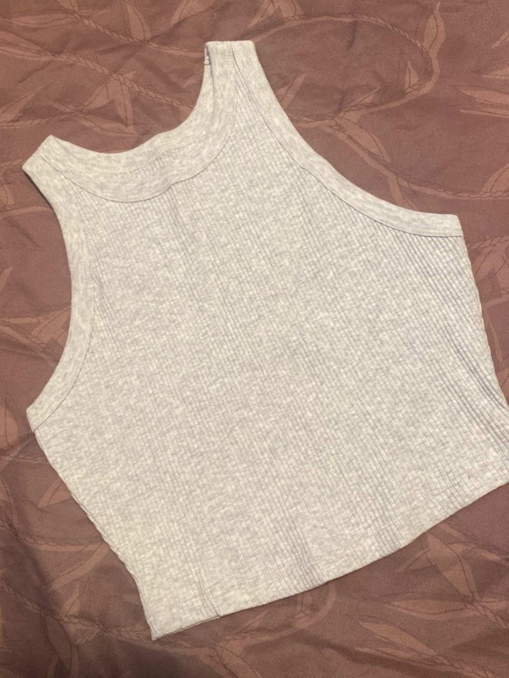 Uniqlo cropped tank